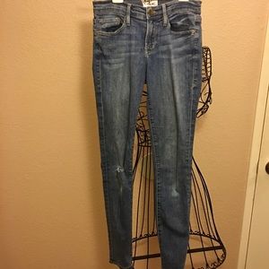 BOGO FRAME Denim Distressed Skinny Crop Jeans